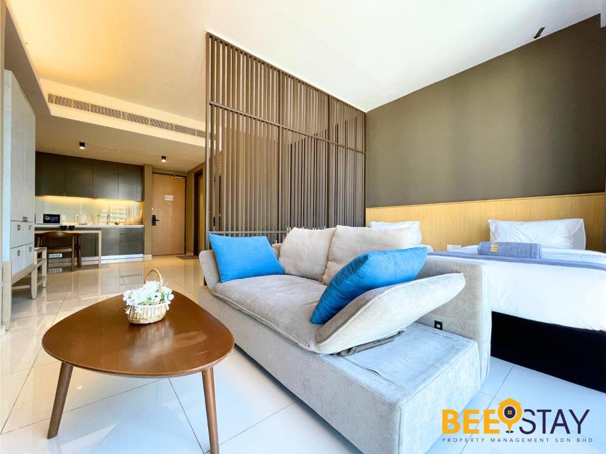 Deluxe Centre By Beestay Apartment *