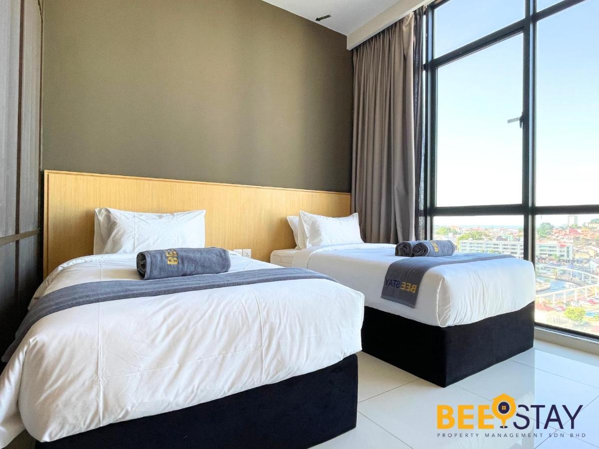Deluxe Centre By Beestay Apartment