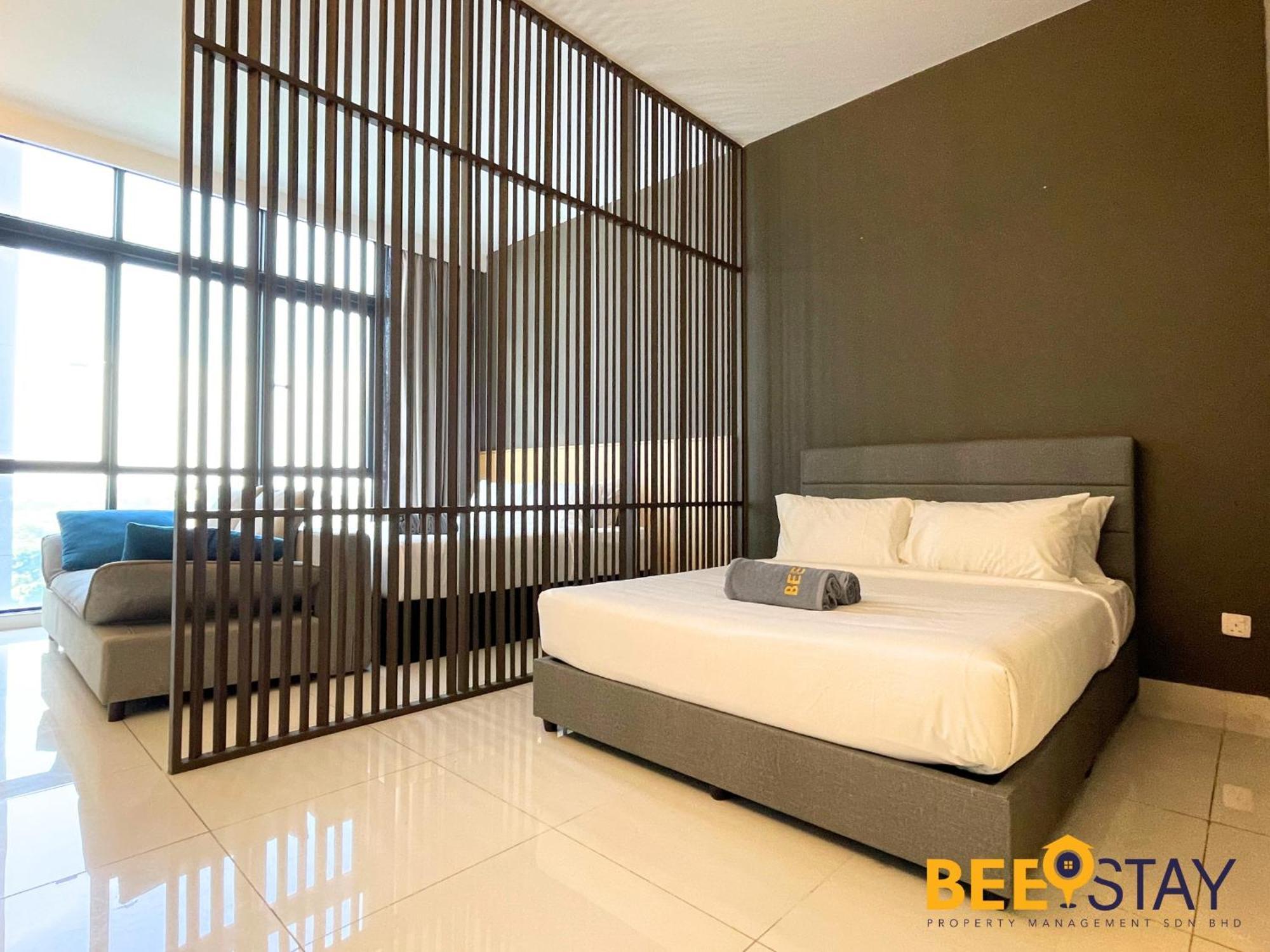 Deluxe Centre By Beestay Apartment *
